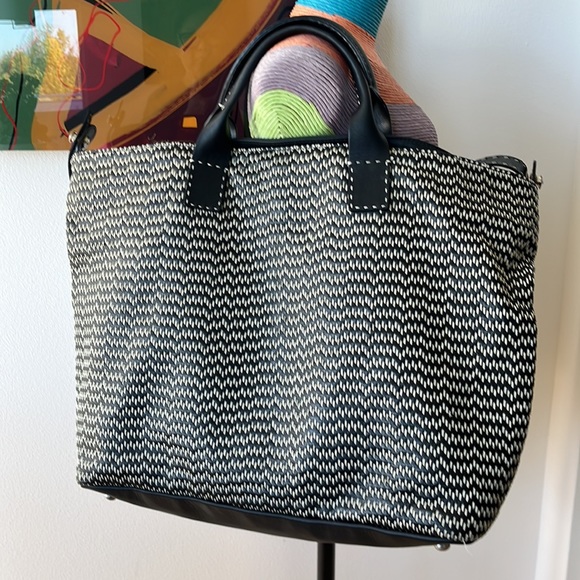 GIANNI SEGATTA RICAMO LARGE TOTE - Picture 5 of 9